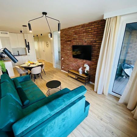 Apartamenty S&S Chlebova Gdansk Z Widokiem Na Rzeke Motlawe, Stare Miasto Ngoại thất bức ảnh