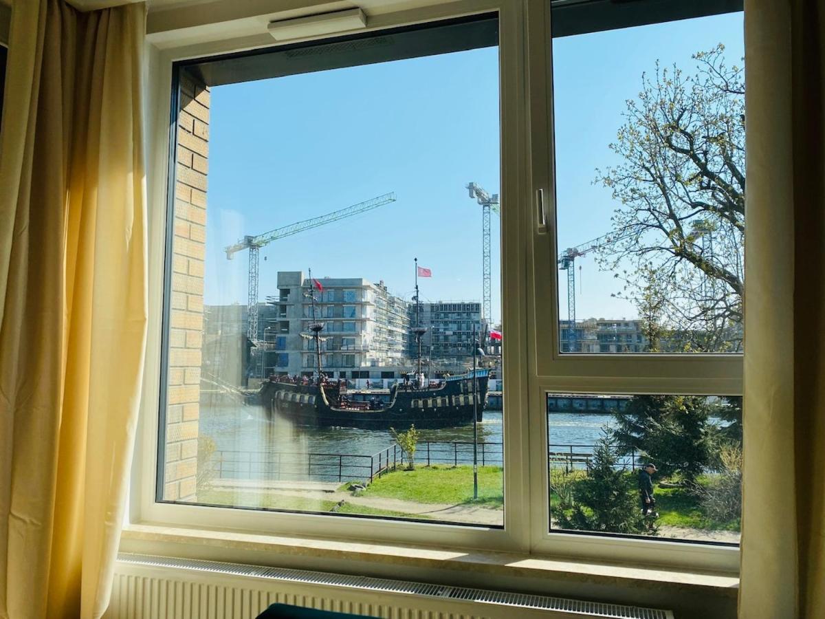 Apartamenty S&S Chlebova Gdansk Z Widokiem Na Rzeke Motlawe, Stare Miasto Ngoại thất bức ảnh