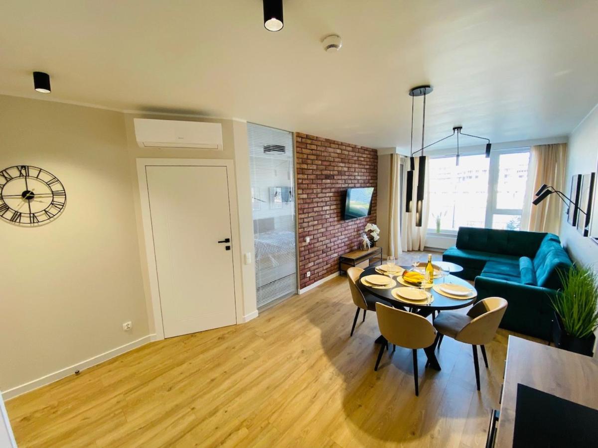 Apartamenty S&S Chlebova Gdansk Z Widokiem Na Rzeke Motlawe, Stare Miasto Ngoại thất bức ảnh