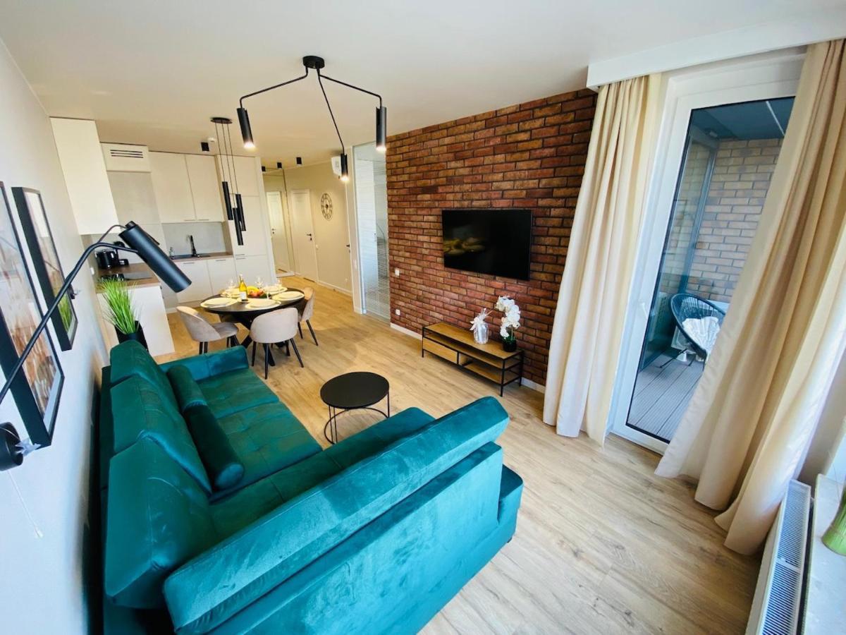 Apartamenty S&S Chlebova Gdansk Z Widokiem Na Rzeke Motlawe, Stare Miasto Ngoại thất bức ảnh