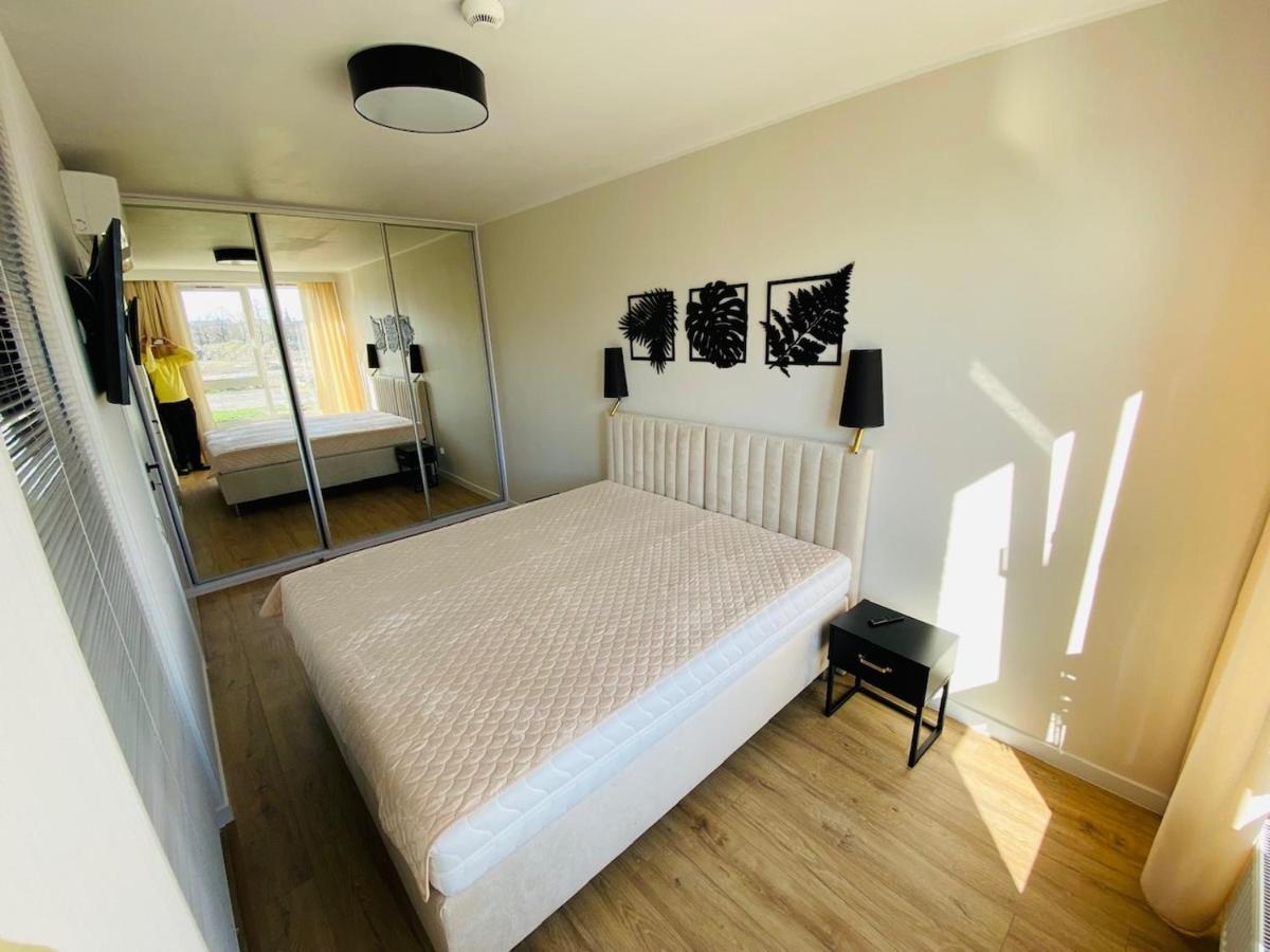 Apartamenty S&S Chlebova Gdansk Z Widokiem Na Rzeke Motlawe, Stare Miasto Ngoại thất bức ảnh