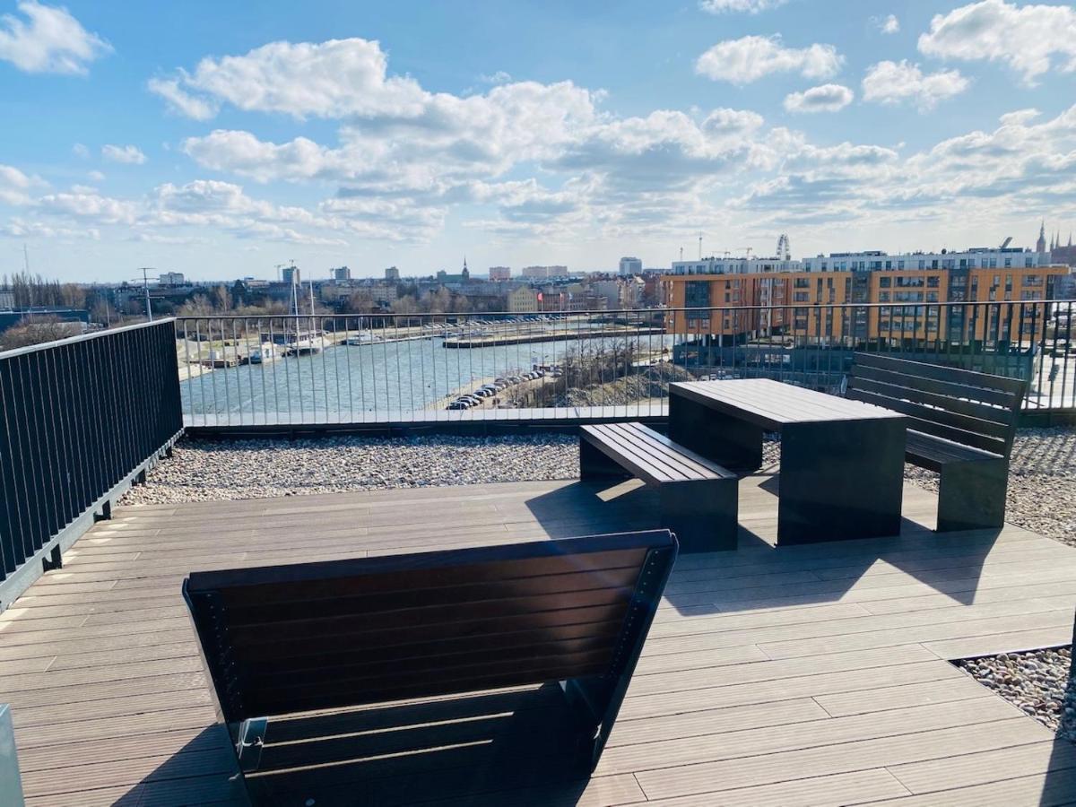 Apartamenty S&S Chlebova Gdansk Z Widokiem Na Rzeke Motlawe, Stare Miasto Ngoại thất bức ảnh